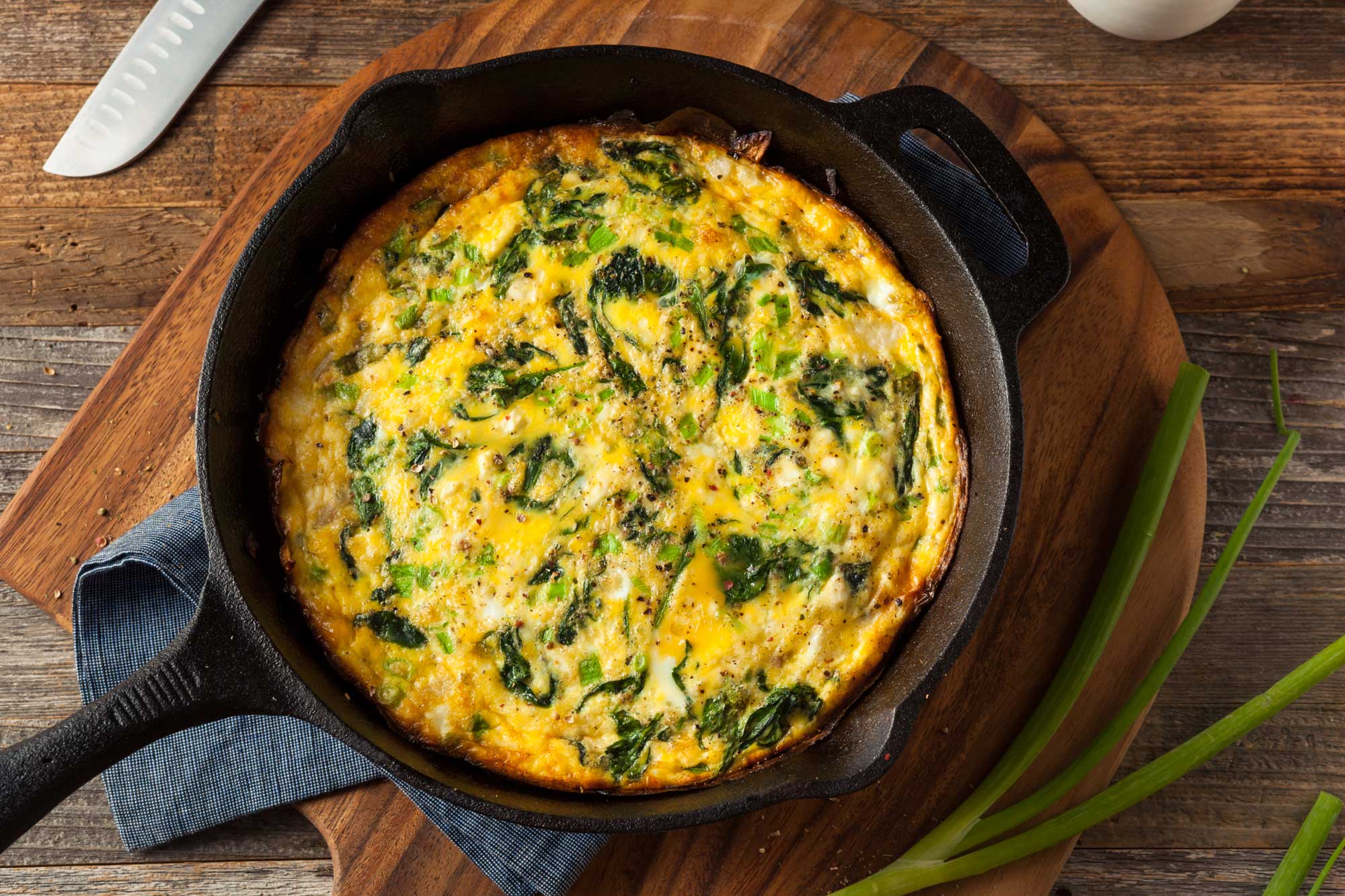 Frittata met aardappel, spinazie en artisjok - Zlim recept